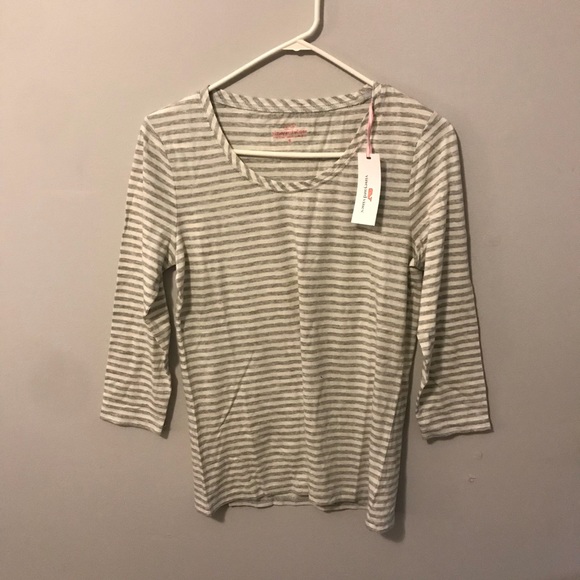 Vineyard Vines Tops - NWT grey and white striped vineyard vine shirt